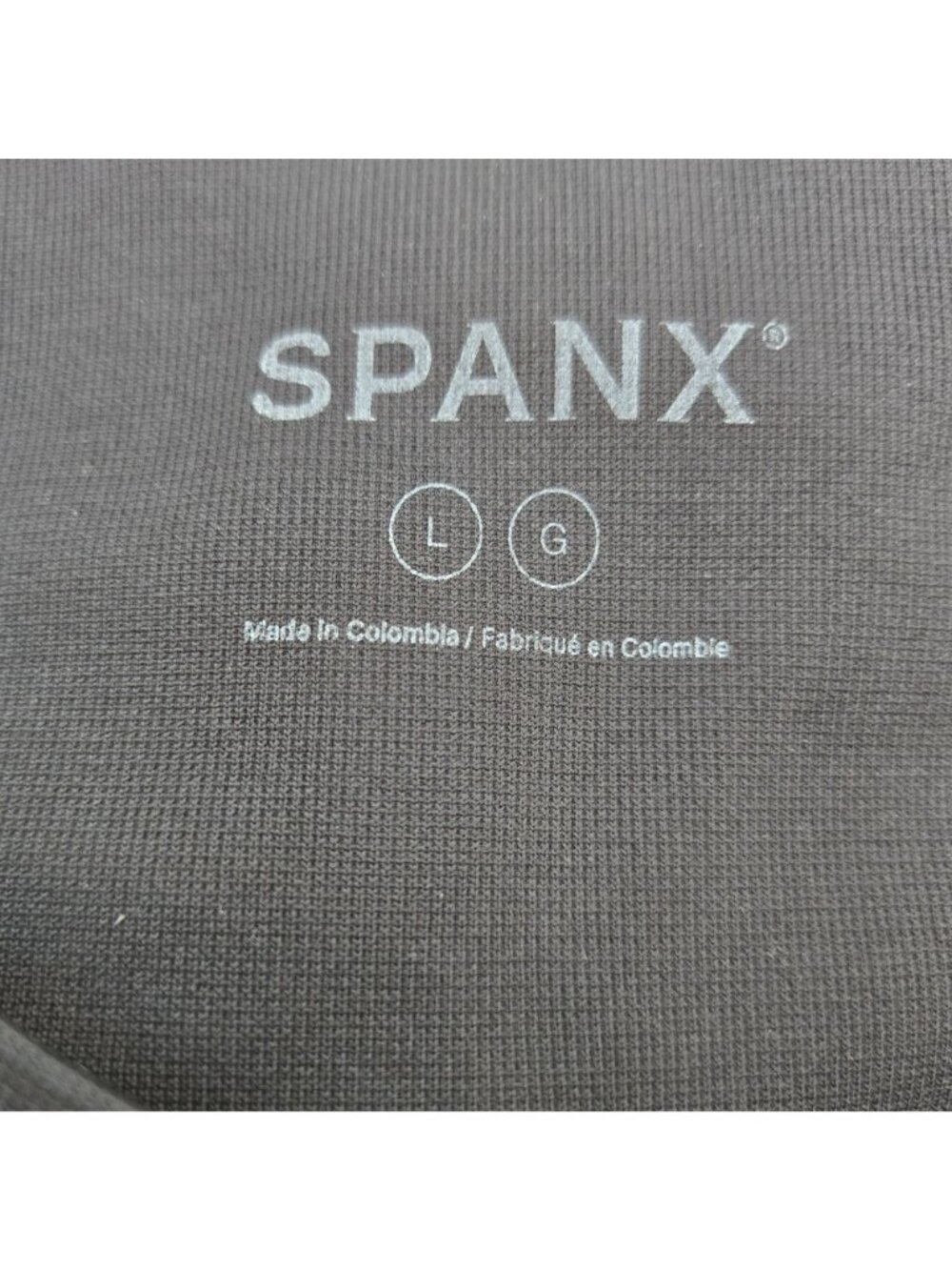 Spanx Look at Me Now Seamless Textured Leggings Size Large - Picture 3 of 5